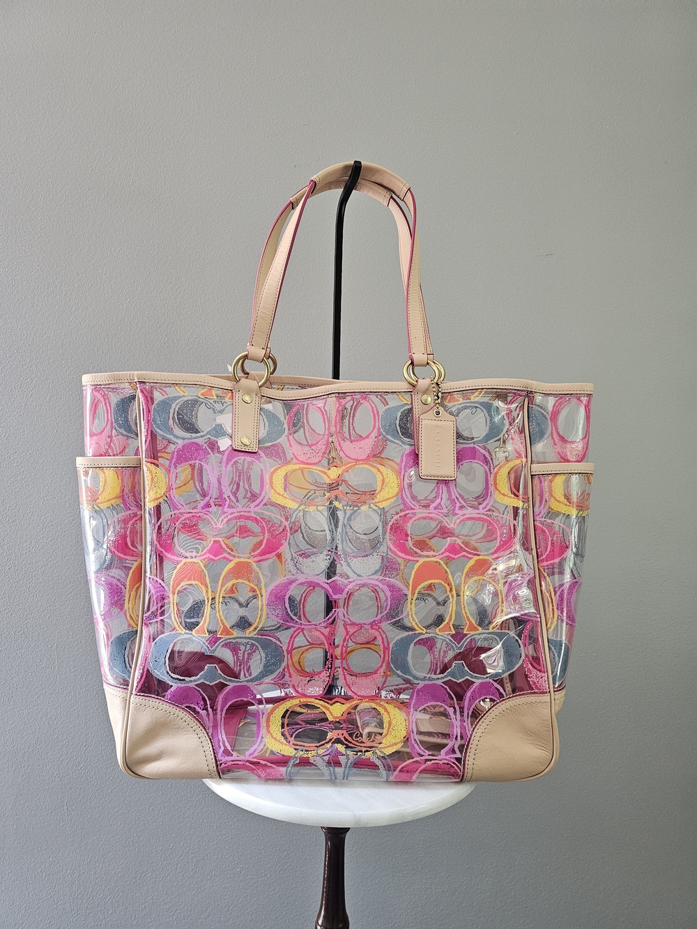 ⛔️⛔️⛔️SOLD⛔️⛔️⛔️ Multicolor Signature PVC Clear Beach Tote